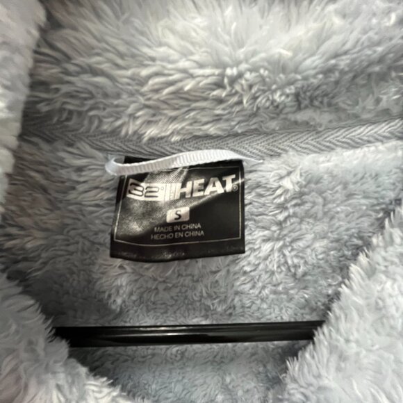 32 Degrees Heat Jacket - Picture 2 of 4